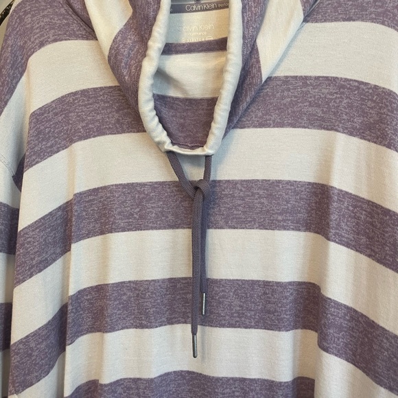 Calvin Klein Light Weight Tight Knit Stretch Performance Sweater Top - Picture 3 of 8